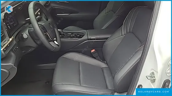 TOYOTA CROWN 2.5 4WD HYBRID