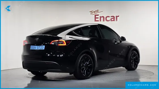 TESLA MODEL Y RWD