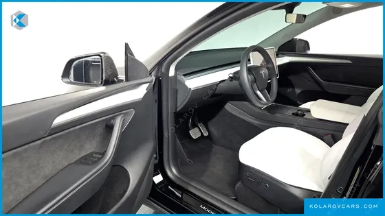 TESLA MODEL Y RWD