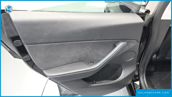 TESLA MODEL Y RWD