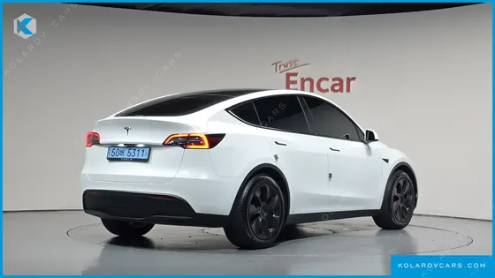 TESLA MODEL Y RWD