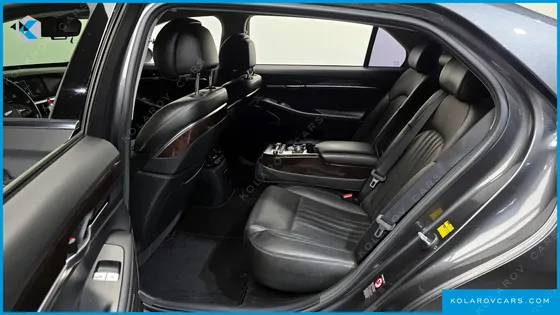 GENESIS EQ900 3.8 GDI AWD