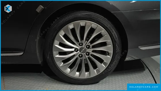 GENESIS EQ900 3.8 GDI AWD