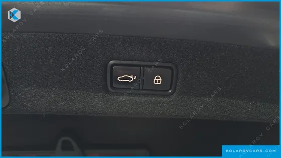 GENESIS EQ900 3.8 GDI AWD