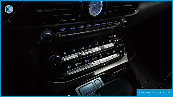 GENESIS EQ900 3.8 GDI AWD