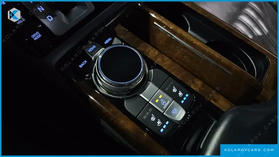 GENESIS EQ900 3.8 GDI AWD