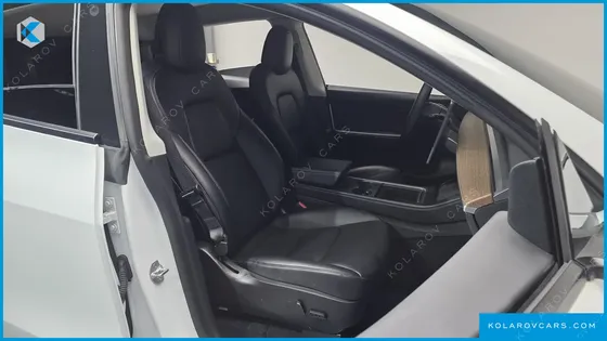 TESLA MODEL Y LONG RANGE AWD