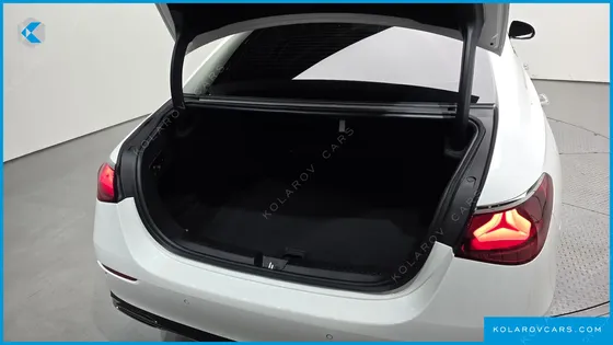 MERCEDES E-CLASS E200 AVANTGARDE