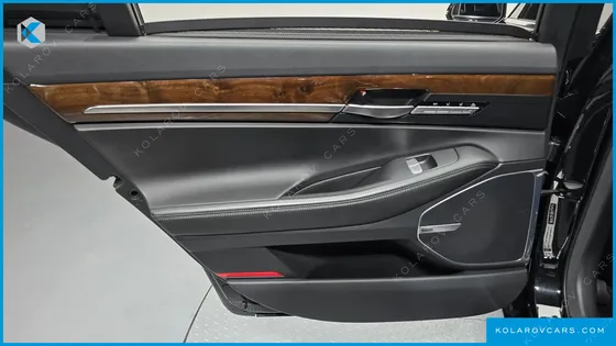GENESIS EQ900 3.8 GDI AWD