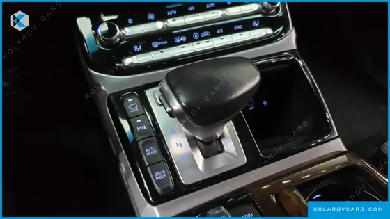 GENESIS EQ900 3.8 GDI AWD