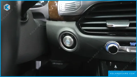 GENESIS EQ900 3.8 GDI AWD