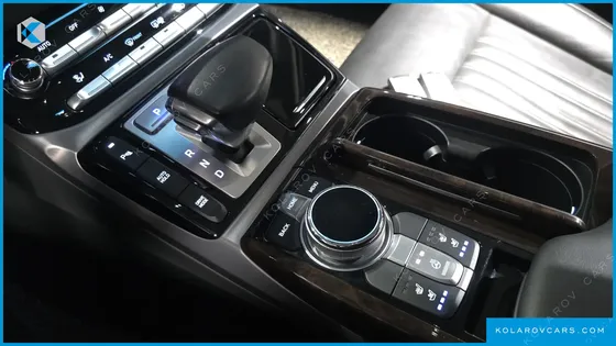 GENESIS EQ900 3.8 GDI AWD