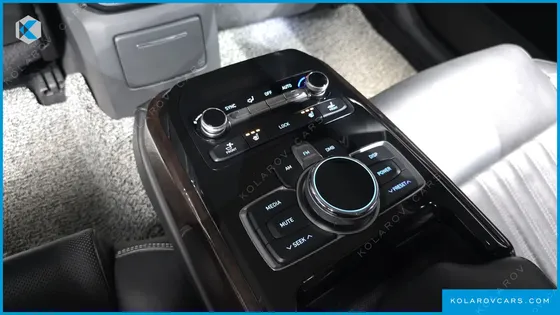 GENESIS EQ900 3.8 GDI AWD