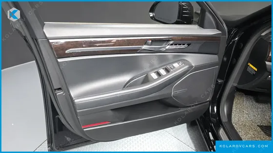 GENESIS EQ900 3.8 GDI AWD