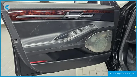 GENESIS EQ900 5.0 GDI AWD
