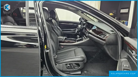 GENESIS EQ900 5.0 GDI AWD