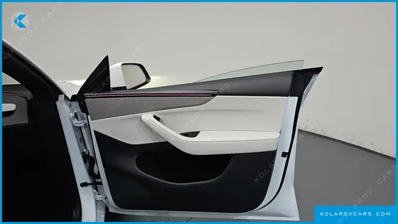 TESLA MODEL Y PREMIUM RWD