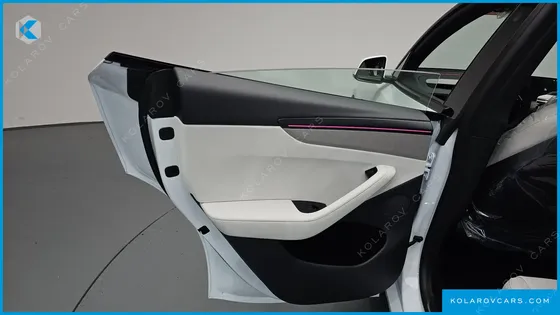TESLA MODEL Y PREMIUM RWD
