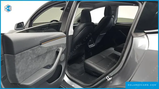 TESLA MODEL Y LONG RANGE AWD