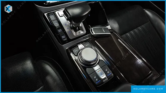 GENESIS EQ900 3.8 GDI AWD