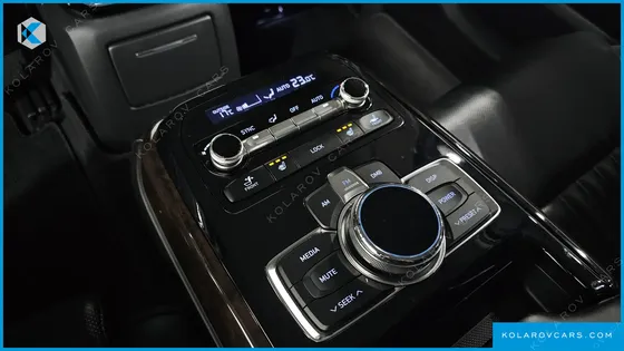 GENESIS EQ900 3.8 GDI AWD