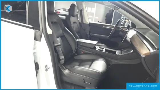 TESLA MODEL Y LONG RANGE AWD