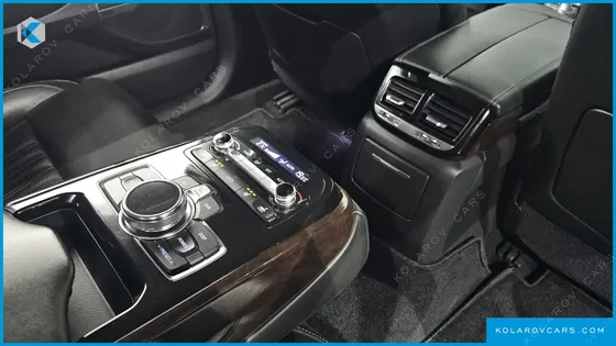 GENESIS EQ900 3.8 GDI AWD