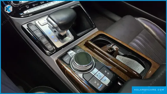 GENESIS EQ900 3.8 GDI AWD