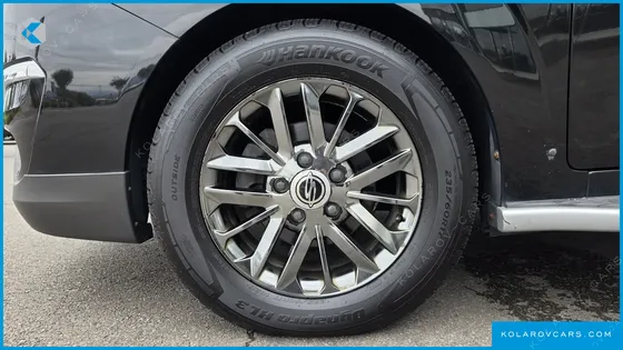 KGM - SSANGYONG KORANDO 4WD CHATEAU 11-SEATER