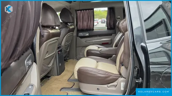 KGM - SSANGYONG KORANDO 4WD CHATEAU 11-SEATER