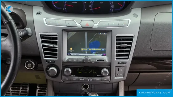 KGM - SSANGYONG KORANDO 4WD CHATEAU 11-SEATER
