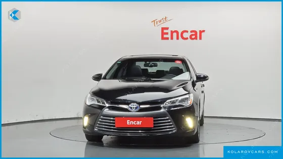 TOYOTA CAMRY HYBRID XLE