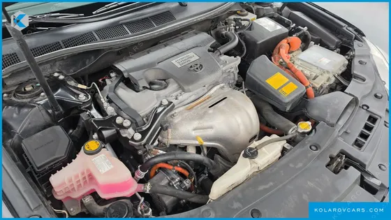 TOYOTA CAMRY HYBRID XLE
