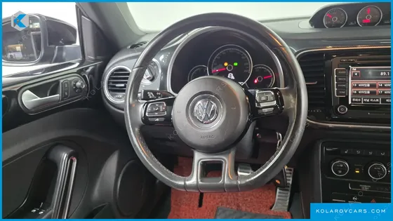 VOLKSWAGEN BEETLE 2.0 TDI PREMIUM
