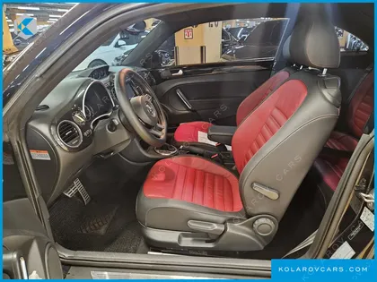 VOLKSWAGEN BEETLE 2.0 TDI PREMIUM