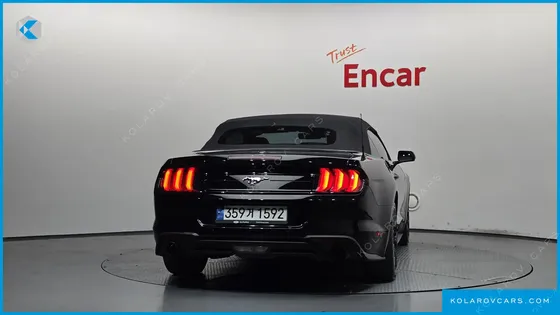 FORD MUSTANG CONVERTIBLE
