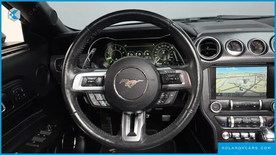 FORD MUSTANG CONVERTIBLE