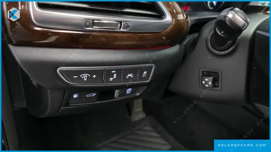 GENESIS EQ900 5.0 GDI AWD