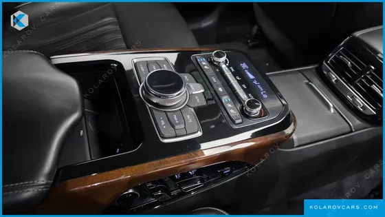 GENESIS EQ900 5.0 GDI AWD