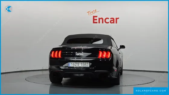 FORD MUSTANG GT CONVERTIBLE