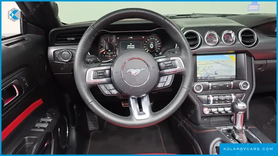 FORD MUSTANG GT CONVERTIBLE