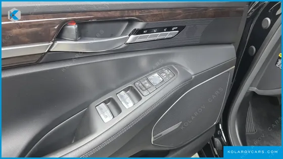 GENESIS EQ900 3.8 GDI AWD