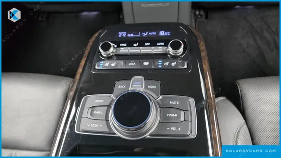 GENESIS EQ900 3.8 GDI AWD