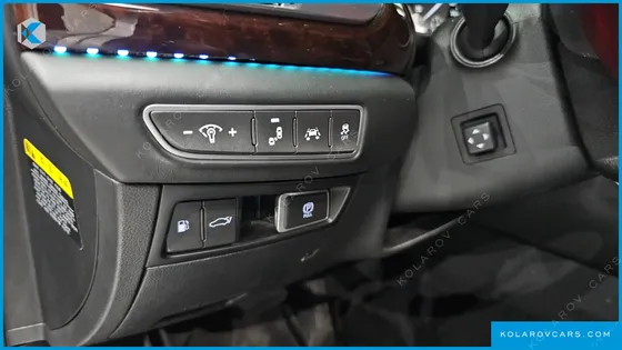 GENESIS EQ900 5.0 GDI AWD LIMOUSINE