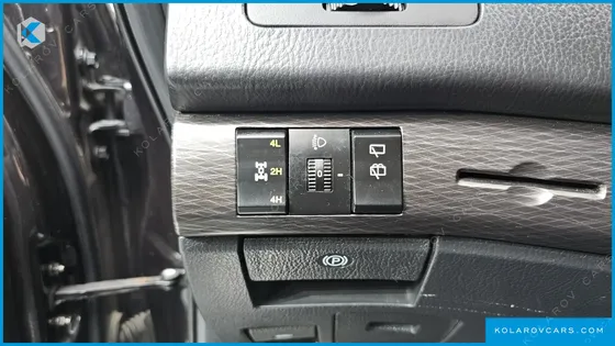 KGM - SSANGYONG KORANDO 4WD OUTDOOR EDITION 9-SEATER