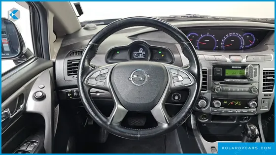 KGM - SSANGYONG KORANDO 4WD OUTDOOR EDITION 9-SEATER