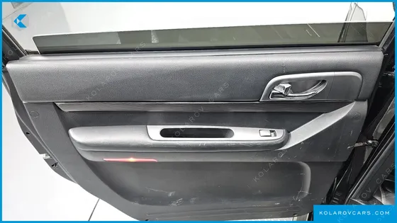 KGM - SSANGYONG KORANDO 4WD OUTDOOR EDITION 9-SEATER