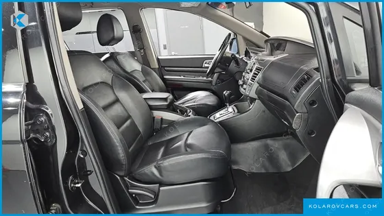 KGM - SSANGYONG KORANDO 4WD OUTDOOR EDITION 9-SEATER
