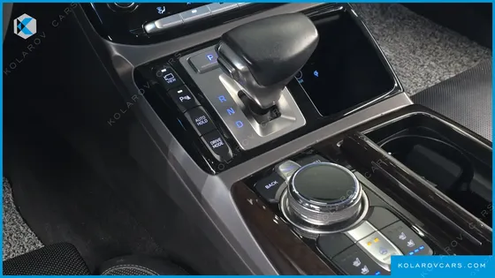 GENESIS EQ900 3.8 GDI AWD