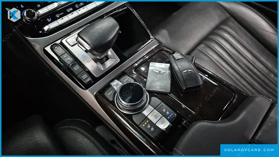 GENESIS EQ900 3.8 GDI AWD
